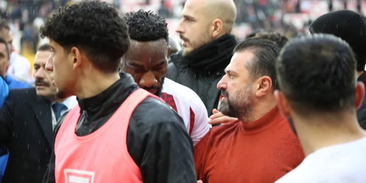 Sivasspor – Gaziantep FK maçı sonrası gerginlik