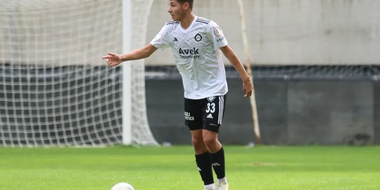 Altaylı Efe Sarıkaya, Grenoble ile anlaştı