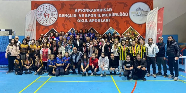 Bilek güreşi müsabakaları sona erdi