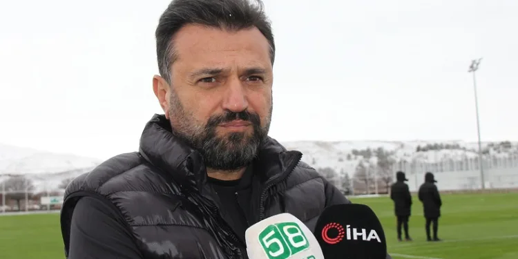 Sivasspor Teknik Direktörü Bülent Uygun: “6-7 transfer yapacağız”