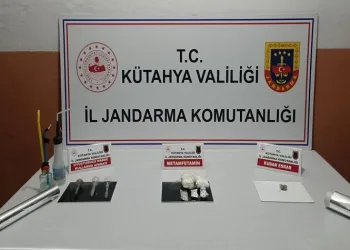 Üzerinde ve kaldığı konteynerde uyuşturucu madde ele geçirilen şahıs tutuklandı