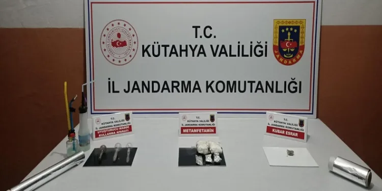 Üzerinde ve kaldığı konteynerde uyuşturucu madde ele geçirilen şahıs tutuklandı