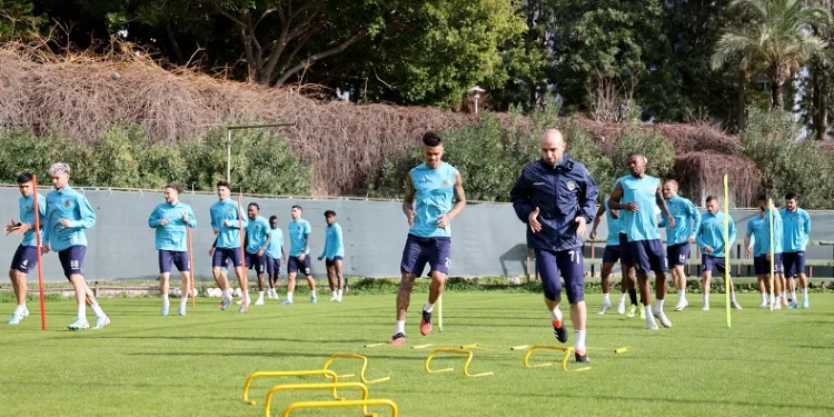Alanyaspor, Hatayspor maçının hazırlıklarını tamamladı
