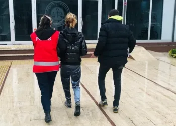 Bandırma’da aparta fuhuş operasyonu