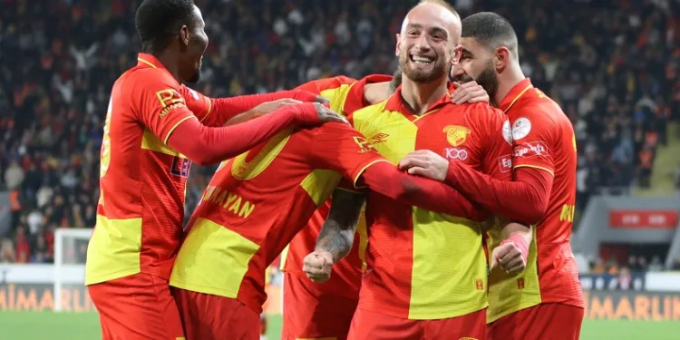 Trendyol 1. Lig: Göztepe: 4 – Ümraniyespor: 1