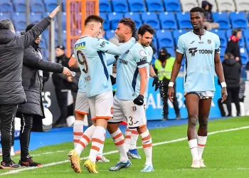 Başakşehir, Fenerbahçe karşısında formunu sürdürmek istiyor