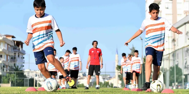 Konyaaltı’nda kış spor kursları başlıyor