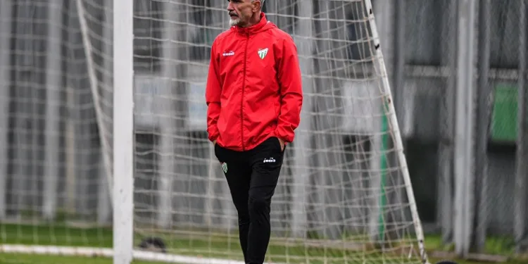 Bursaspor’da Murat Sözkesen dönemi bitti