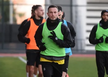 Manisa FK, Erzurumspor maçı hazırlıklarına başladı