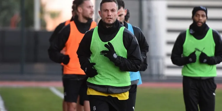 Manisa FK, Erzurumspor maçı hazırlıklarına başladı