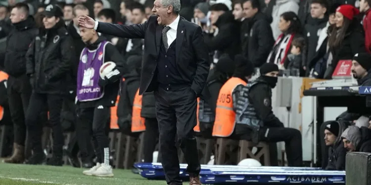 Beşiktaş Teknik Direktörü Fernando Santos: “Bu takım, camia kadar büyük bir takım değil”