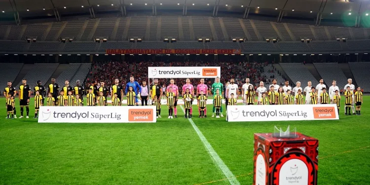 Galatasaray ile İstanbulspor 48. randevuda