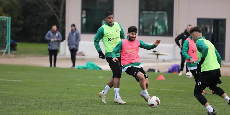 Kocaelispor, Altay maçı hazırlıklarına başladı