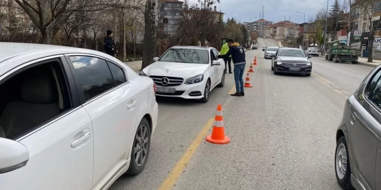 Çorum polisinden ‘şok’ denetim