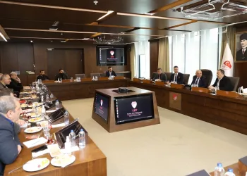 2. ve 3. Lig Kulüpler Birliği’nden Başkan Büyükekşi’ye teşekkür ziyareti