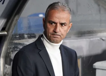 Fenerbahçe Teknik Direktörü İsmail Kartal: “Daha farklı galibiyet elde etmemiz gerekirdi”