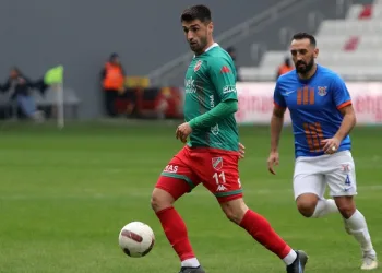 Karşıyakalı Yasin Ozan gol krallığında zirvede