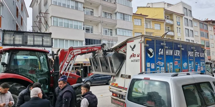 Çorum’da bir acayip trafik kazası