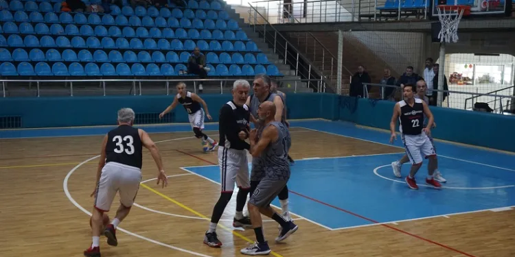 Edirne’de ‘Uluslararası Veteran Basketbol Turnuvası’ başladı