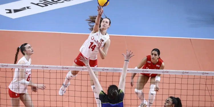 20 Yaş Altı Kadın Voleybol Milli Takımı yarı finalde