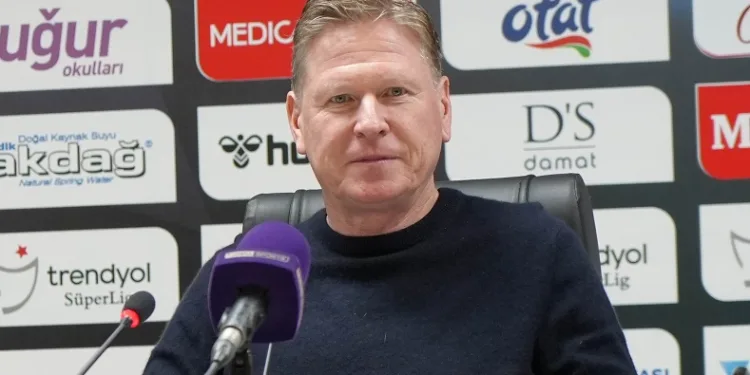 Samsunspor Teknik Direktörü Markus Gisdol: “Galip geldiğimiz için mutluyuz”