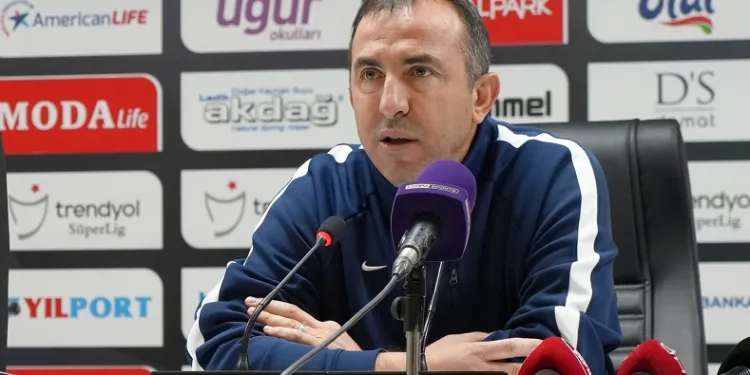 Kayserispor Teknik Direktörü Recep Uçar: “Samsunspor, hak ettiği bir galibiyet aldı”
