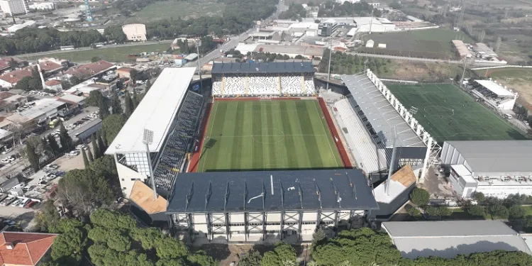 Manisa 19 Mayıs Stadı, 3 yıl sonra kapılarını yeniden açıyor