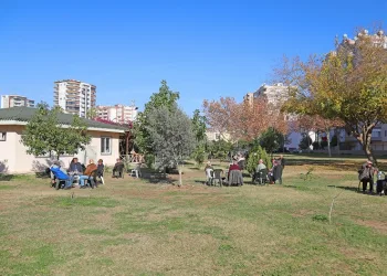 Mezitli’de ikinci emekli evi açıldı