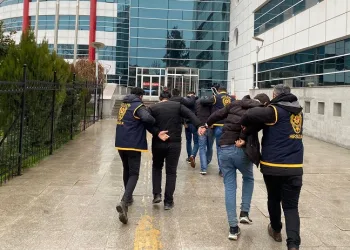 Adıyaman’da hırsızlık şüphelisi 4 kişi tutuklandı