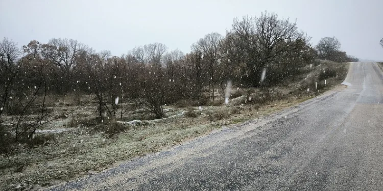 Kırklareli’nde kar etkili oluyor
