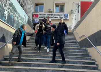 Zeytinburnu’nda tekstilcinin 5 milyon TL’sini gasp eden 6 şüpheli yakalandı