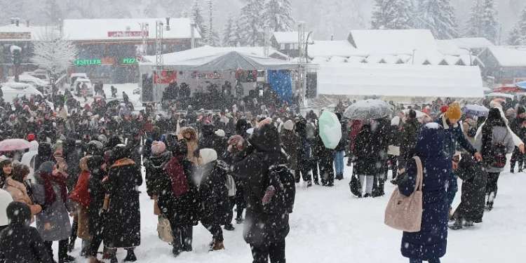 16. Ayder Kardan Adam Festivali başladı