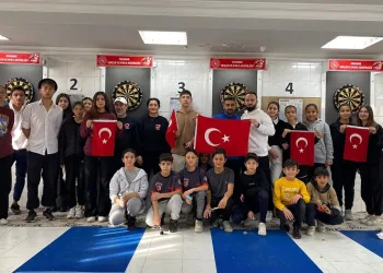 Karaman’da şehit anısına dart turnuvası düzenlendi