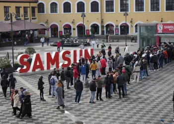 Samsunspor – Galatasaray maçının biletlerine yoğun ilgi