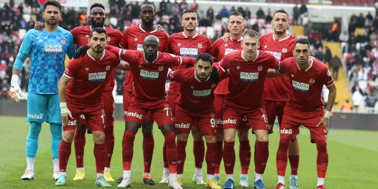 Sivasspor’un 4 maçlık galibiyet hasreti sona erdi