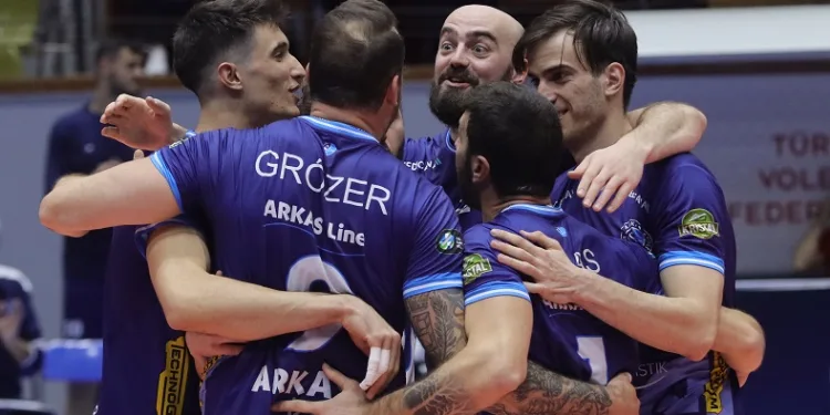 Arkas Spor, Olympiakos karşısında avantaj arıyor