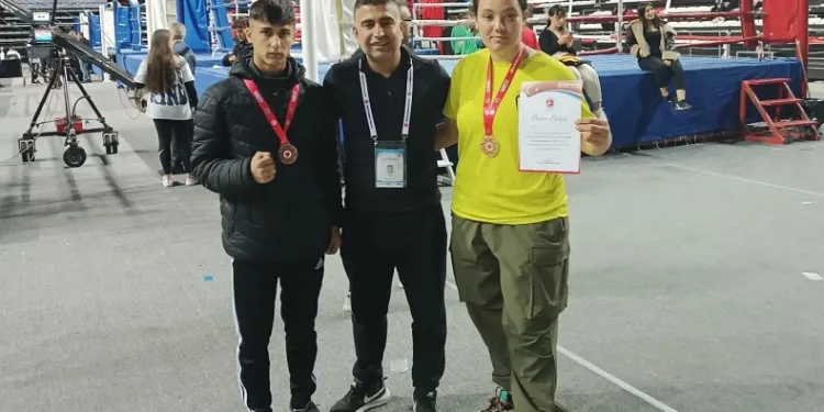 Kick Boksçular Söke’nin gururu oldu