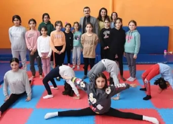 Çukurca’da spor kursları büyük ilgi görüyor
