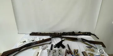 Silah ve uyuşturucu operasyonu: 2 gözaltı