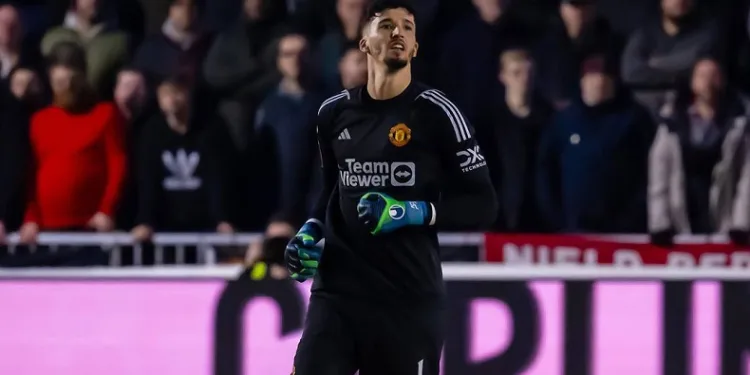 Altay Bayındır, Manchester United formasıyla ilk maçına çıktı