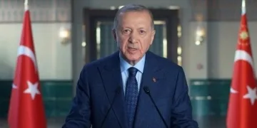 Erdoğan: Tarihi bir ana şahitlik ediyoruz