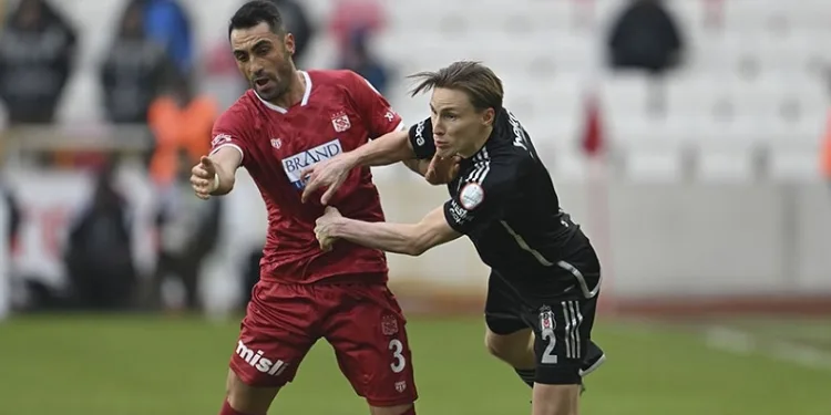 Beşiktaş Sivasspor’a da mağlup oldu