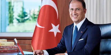 Mehmet Murat Çalık yeniden aday gösterildi