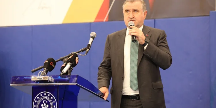Bakan Bak’tan NBA All-Star oylamasında Alperen Şengün’e destek