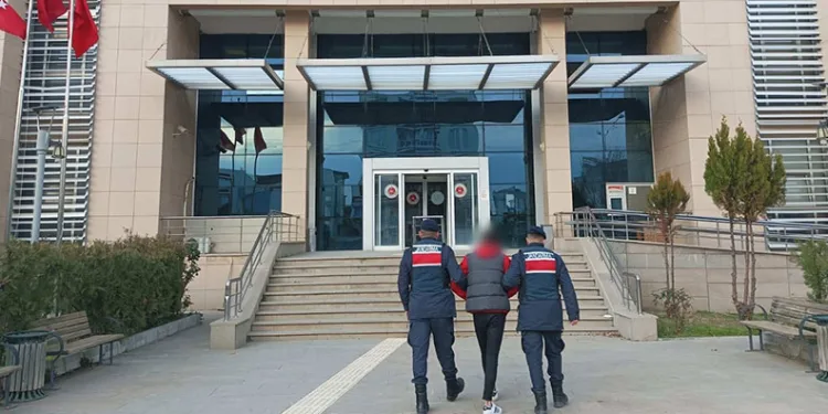 10 yıl kesinleşmiş hapis cezası bulunan şahıs yakalandı