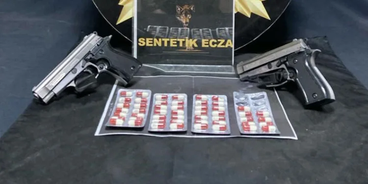 Karabük’te uyuşturucu operasyonu: 3 gözaltı