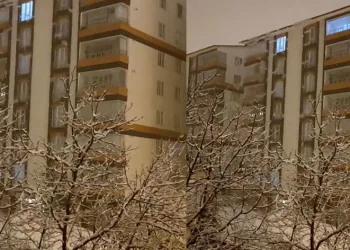 Çatıdan düşen kar kütlelerine dikkat