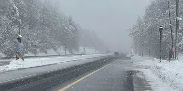 Bolu Dağı’nda aralıklarla kar yağışı etkili oluyor