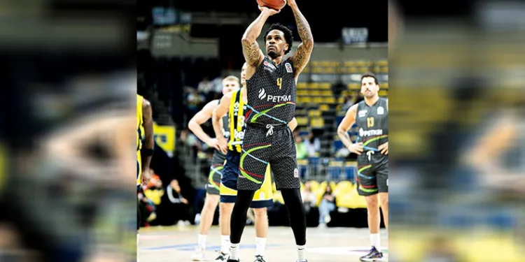 Aliağa Petkimsporlu David Efianayi, haftanın 5’ine seçildi