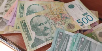 Kosova’da dinarın kullanımı yasaklanıyor